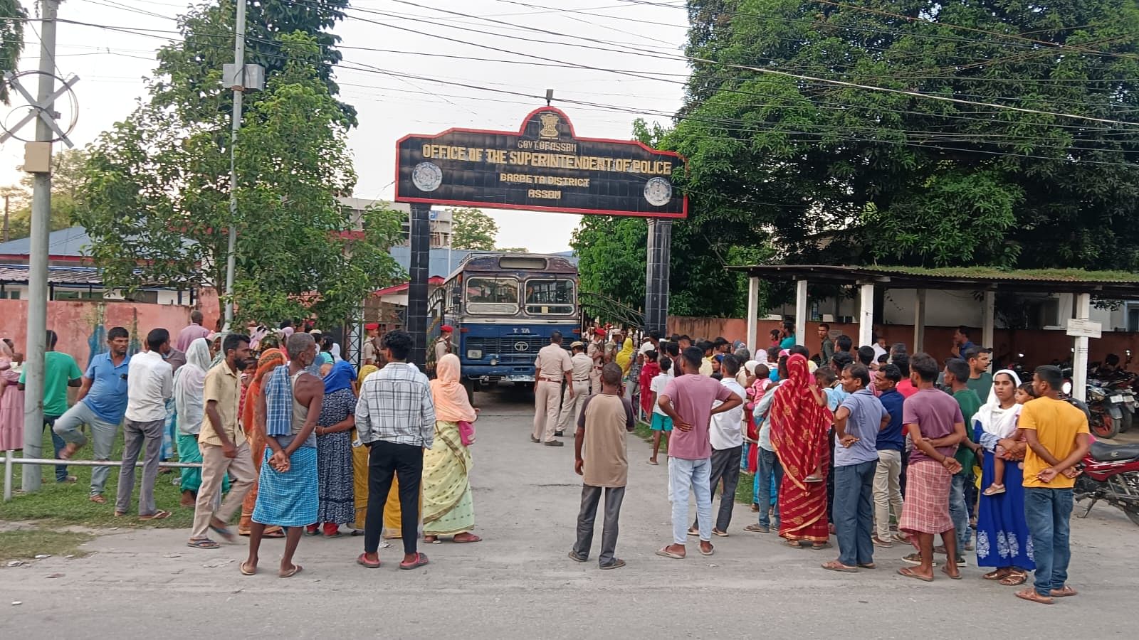 <div class="paragraphs"><p>Family members of the "declared foreigners" outside Barpeta SP office on Monday. </p></div><div class="paragraphs"><p><br></p></div>